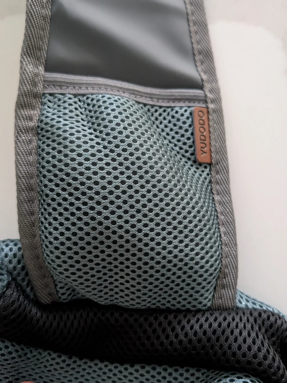 Yudodo Gray Mesh Pet Carrier